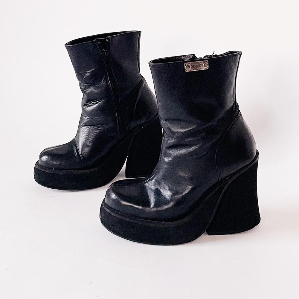 Destroy | Vintage Platform Boots